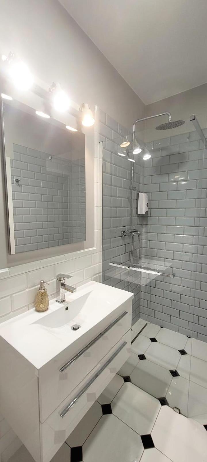 Homecomfort Apartament Delux Warsaw Ngoại thất bức ảnh
