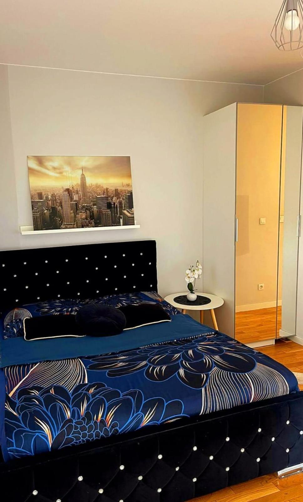 Homecomfort Apartament Delux Warsaw Ngoại thất bức ảnh